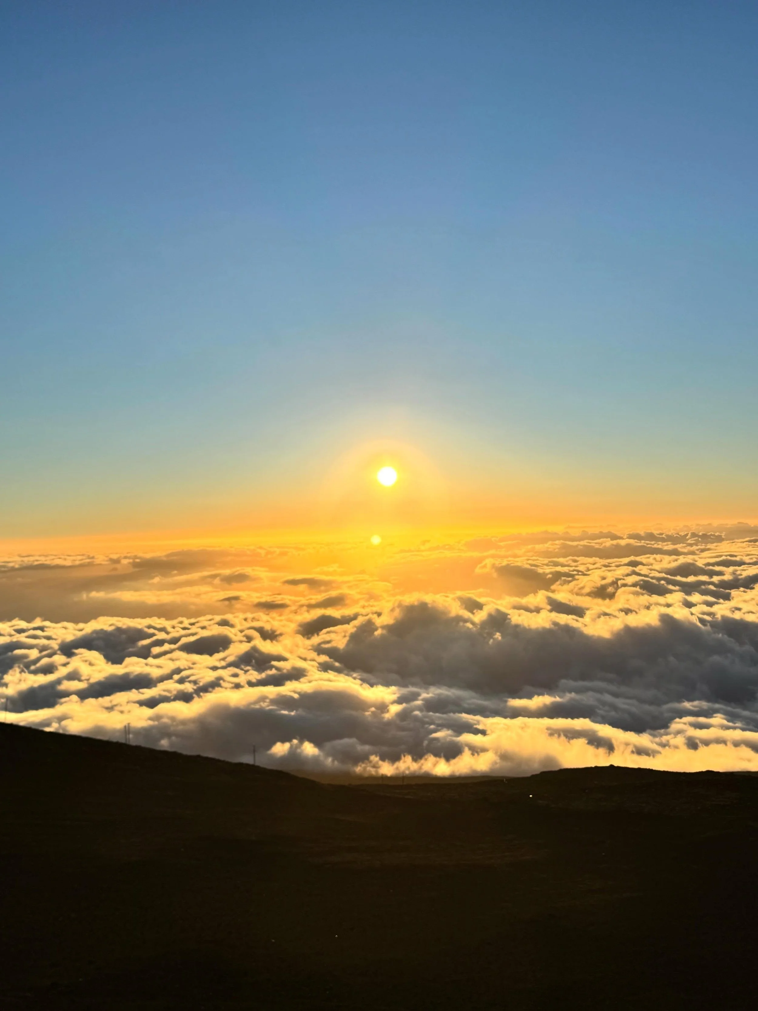 Haleakala mountain in Hawaiian has the meaning of House of the Sun 💫

 Demigod Māui climbed the mountain and lassoed the sun to slow it down, making the days longer so his mother could dry kapa cloth and farmers could have more daylight.

I&rsquo;ve