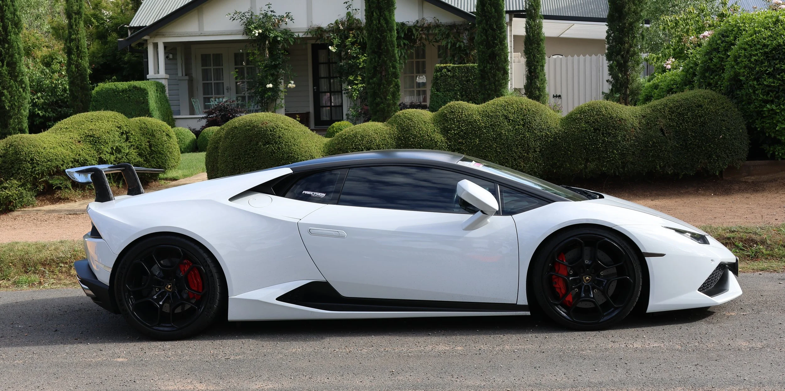 White Lamborghini Huracan Hi Res Photo Shot