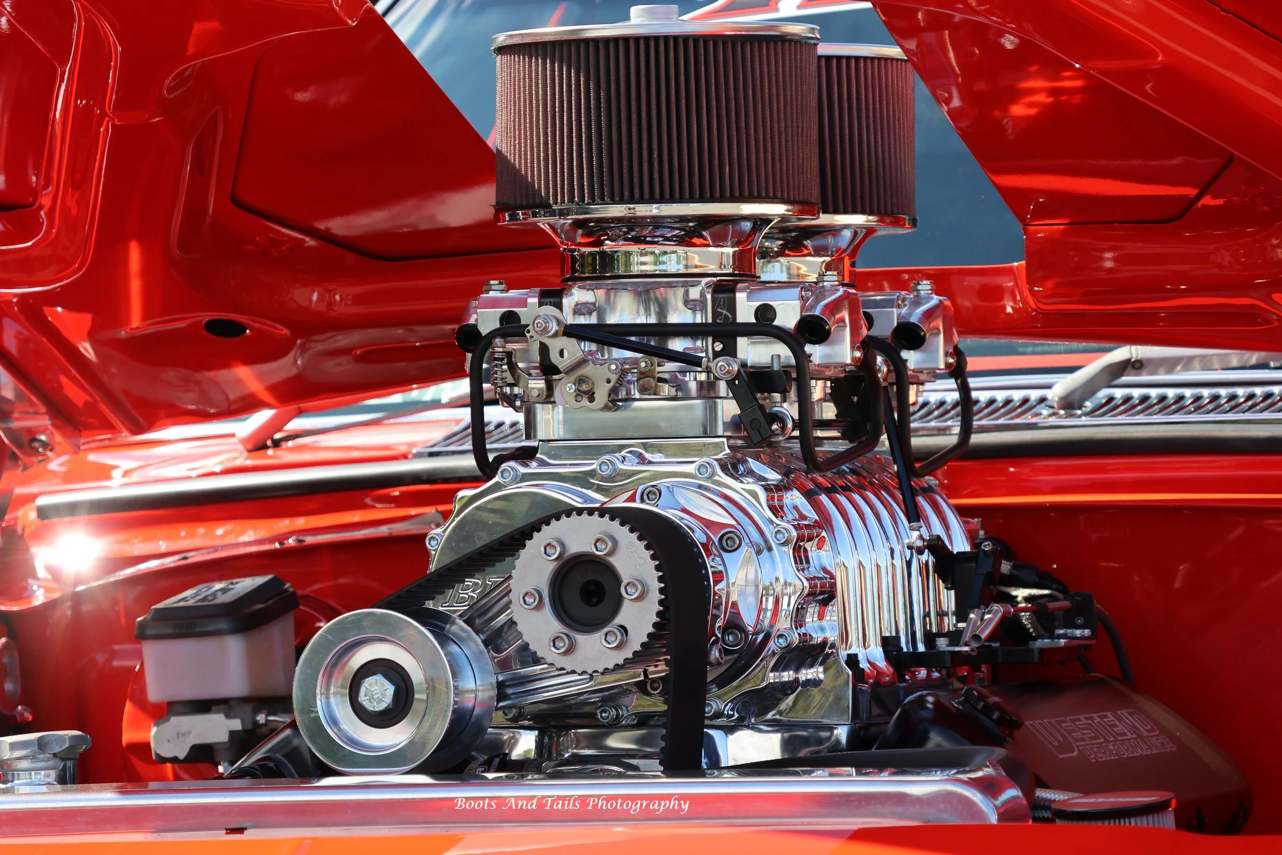 Blower and Twin Carbies   Hi Res Shot