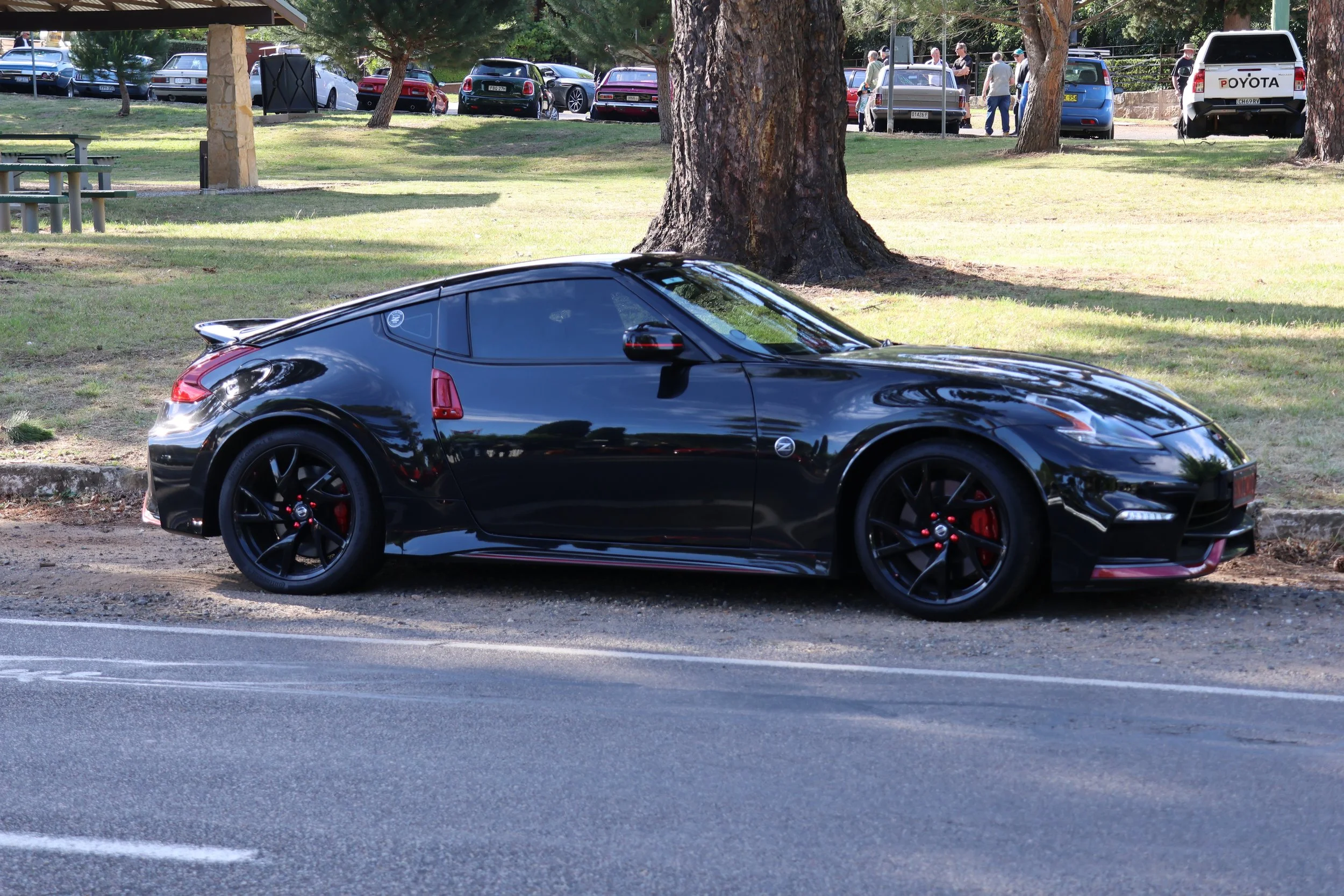 Black Nissan 370Z Nismo  Hi Res Photo Shot