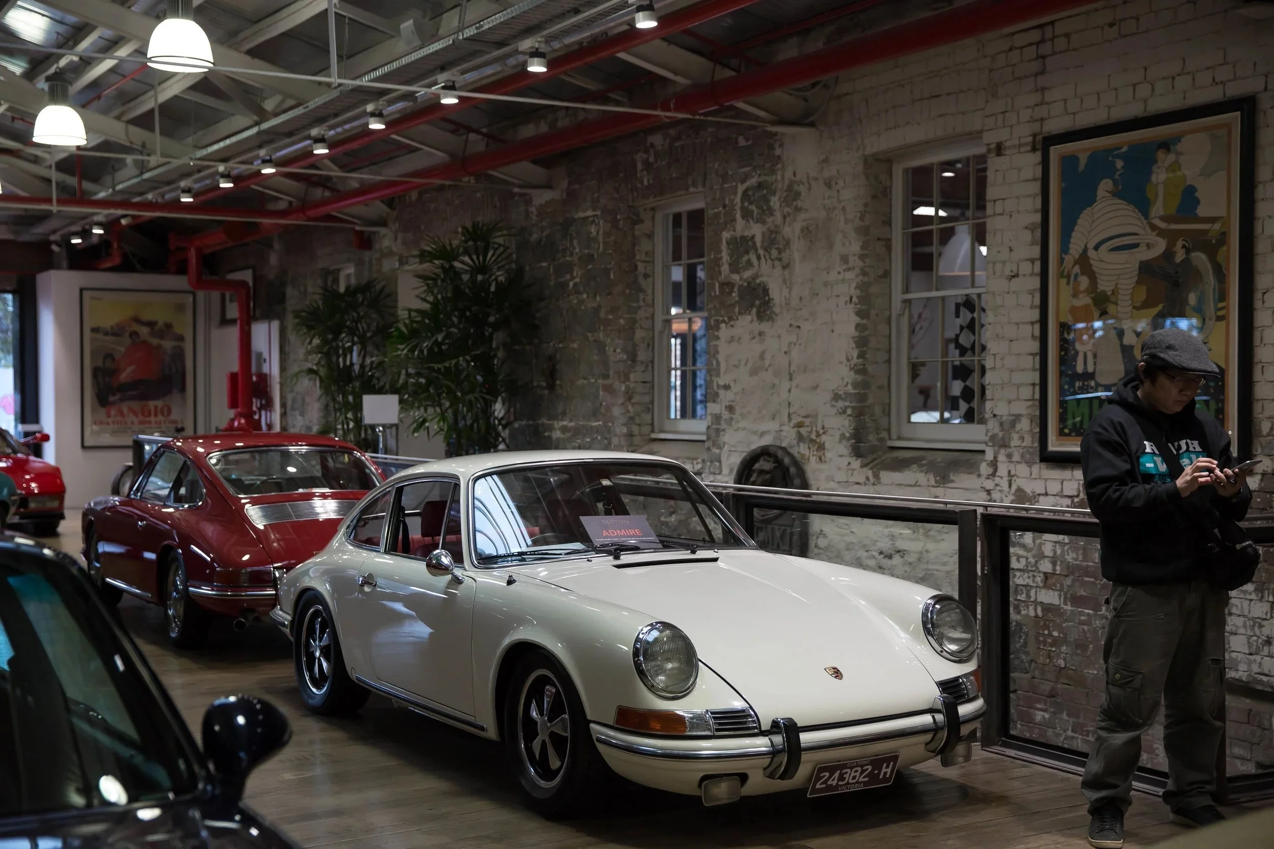 SHOWROOM.jpeg
