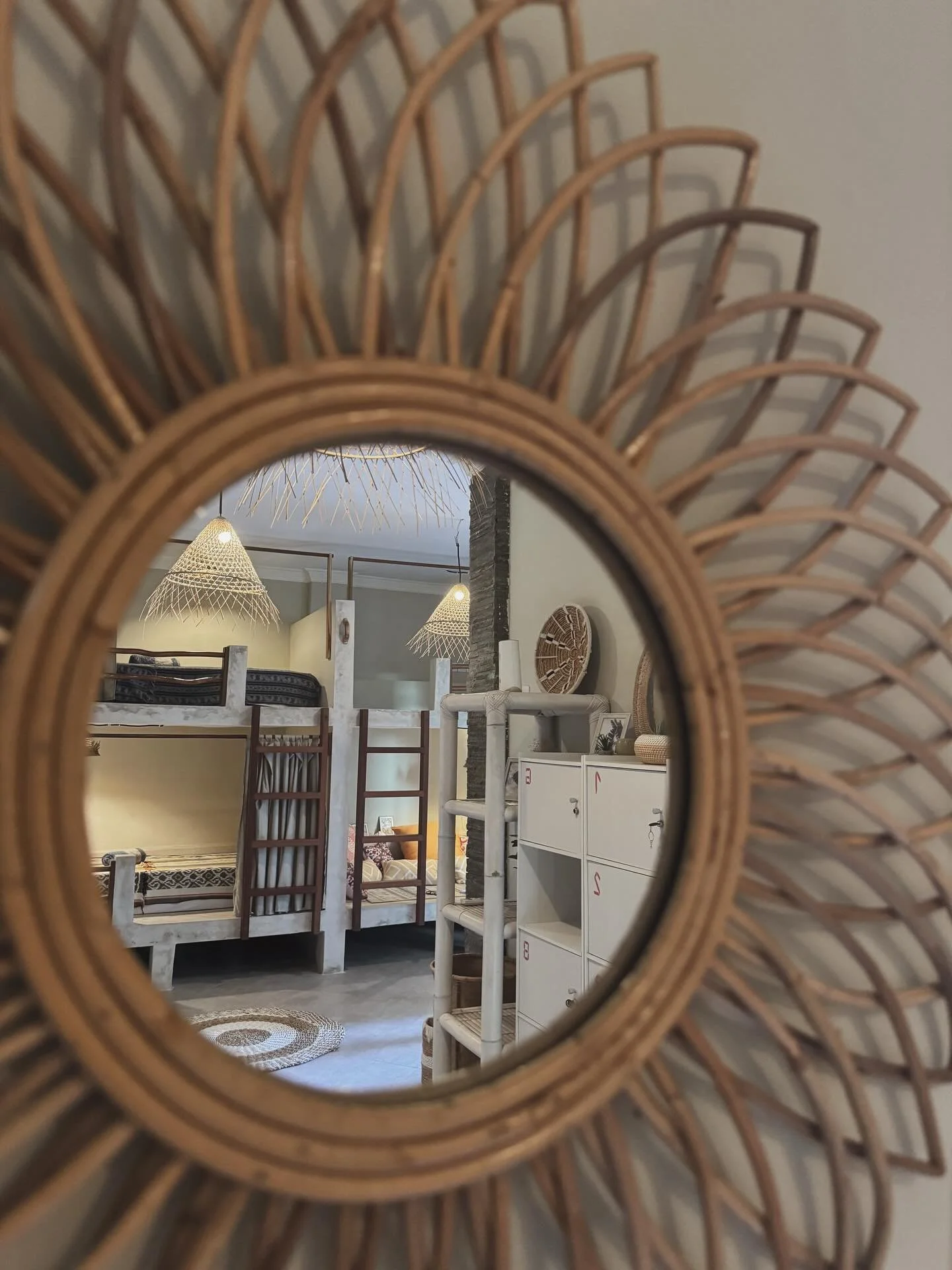 Experience the perfect blend of chill vibes and spacious comfort. Book your stay in our dorm at Secret Spot Surf and Stay and feel at home in Lombok .🐚☀️

#kutalombok #secretspotlombok #homestaykutalombok # backpackerlombok #lomboksurf