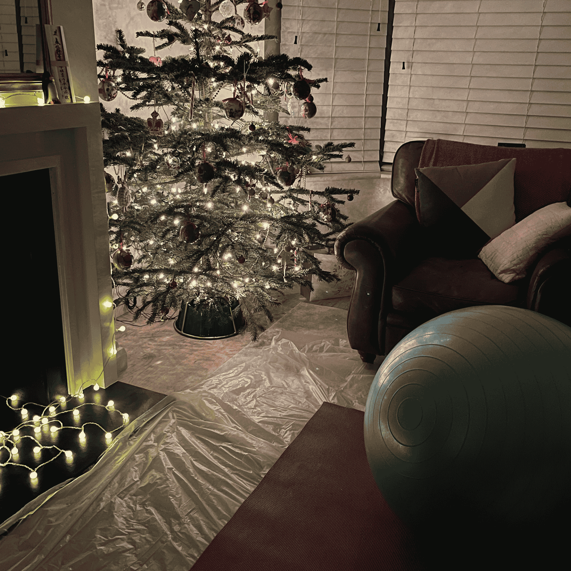 Home birth in Corsham at Christmas.png