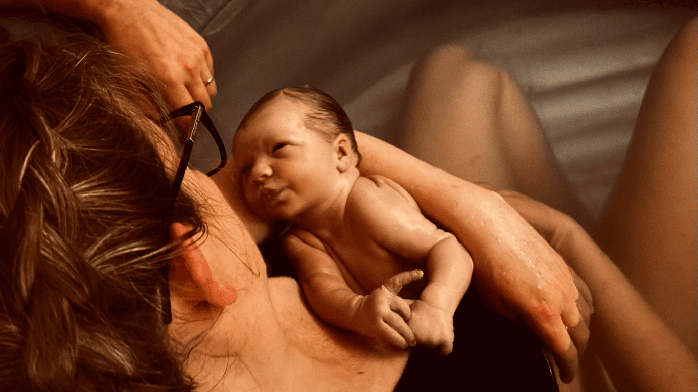 PLANNING A HOME BIRTH? YOUR PRACTICAL GUIDE