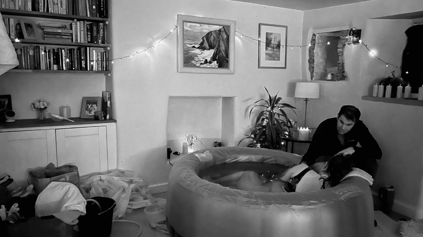 Homebirth and waterbirth in Colerne, Wiltshire, family dog present!