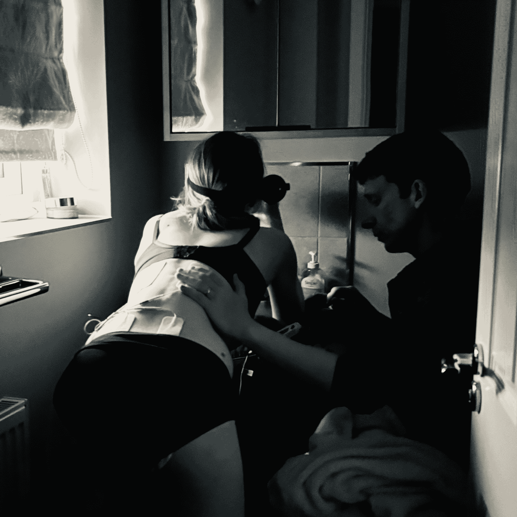 Home birth in malmesbury with the hummingbi.png