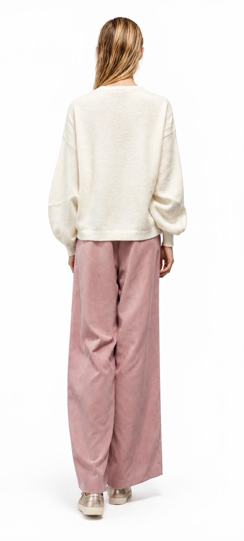 CARLA WHITE + FANNY PINK1.png