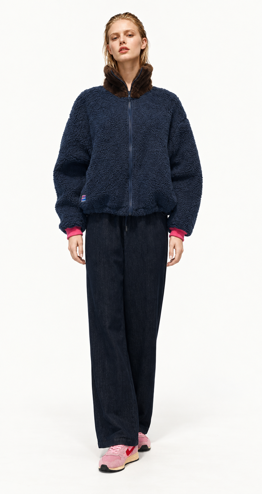 YARA NAVY + LOLO3.png