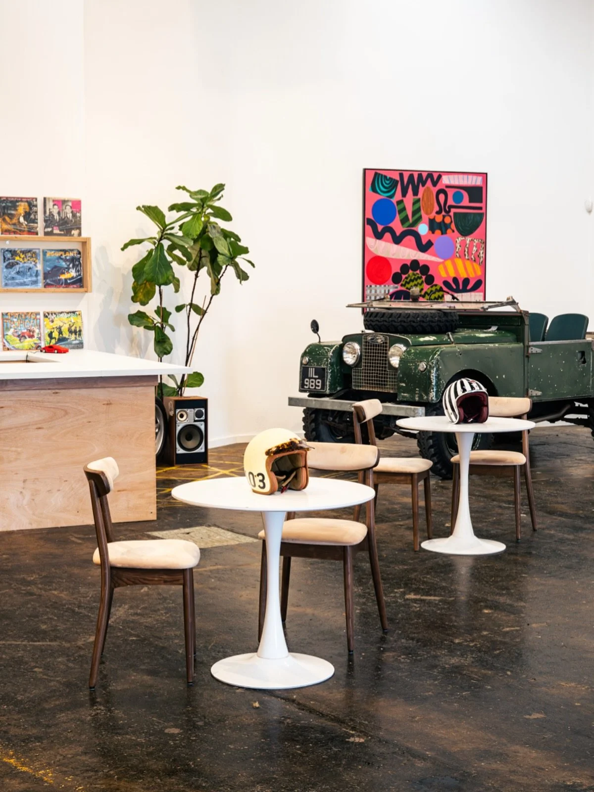 Open all day this Sunday from 9am, come and relax at the Halls.

Enjoy our popular monthly car meet Rye Classics, accompanied by a selection of food and drinks from our favourite local vendors:

@groundupcoffeexaubreyhalls ☕️ 
@madephoyouu 🥖🦐 
@the