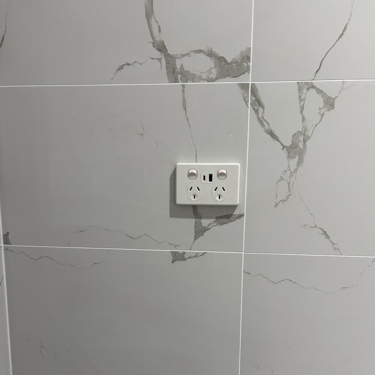 💡 Running out of power points? You&rsquo;re not alone!

With more devices, appliances, chargers and home offices than ever, it&rsquo;s easy for your home to run out of places to plug things in.

Extra power points can make your home:
✔️ More practic