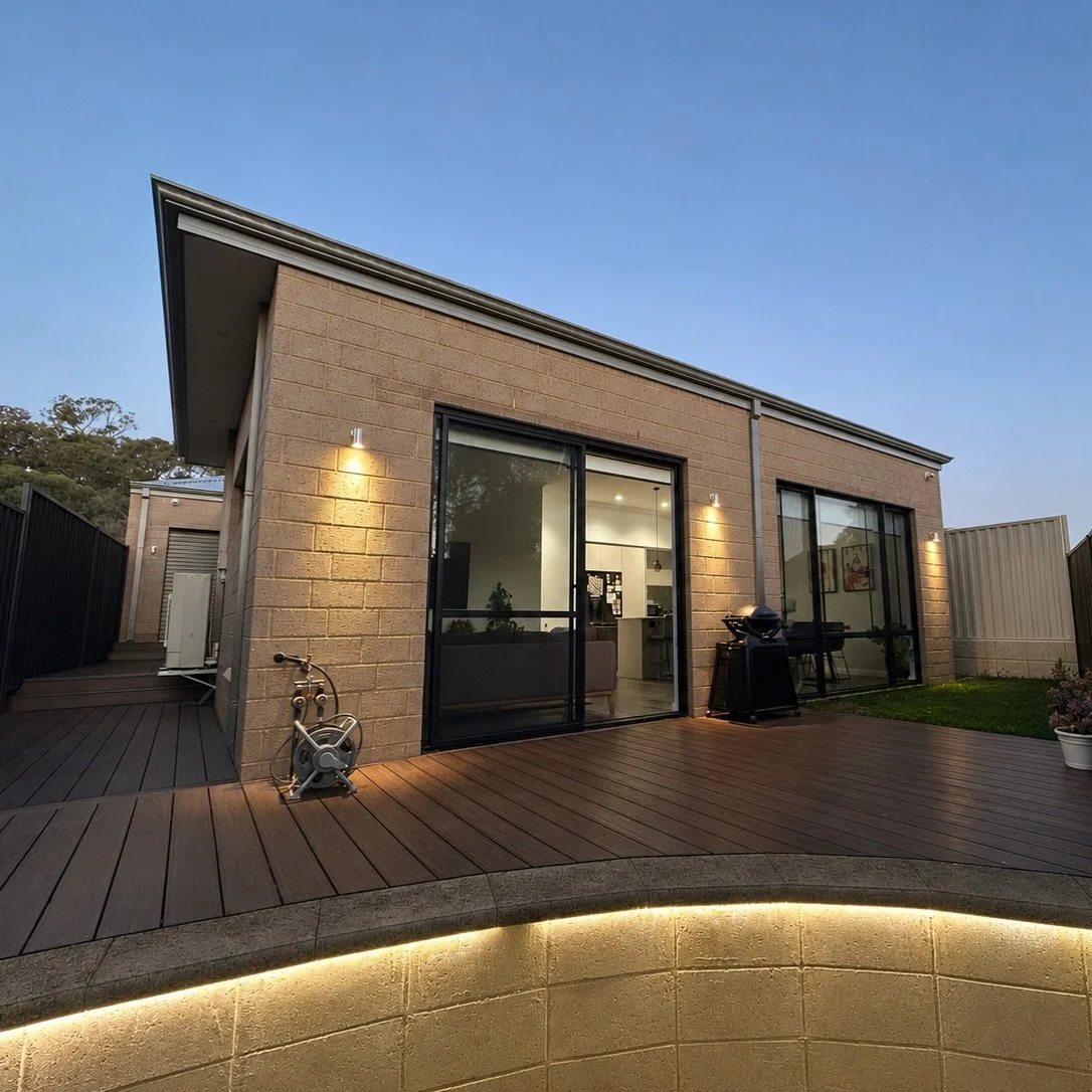 The right lighting can completely transform your space✨

These exterior feature lights add warmth, character and a beautiful finishing touch to the home &mdash; bringing the facade to life once the sun goes down.

Thoughtfully installed, neatly finis