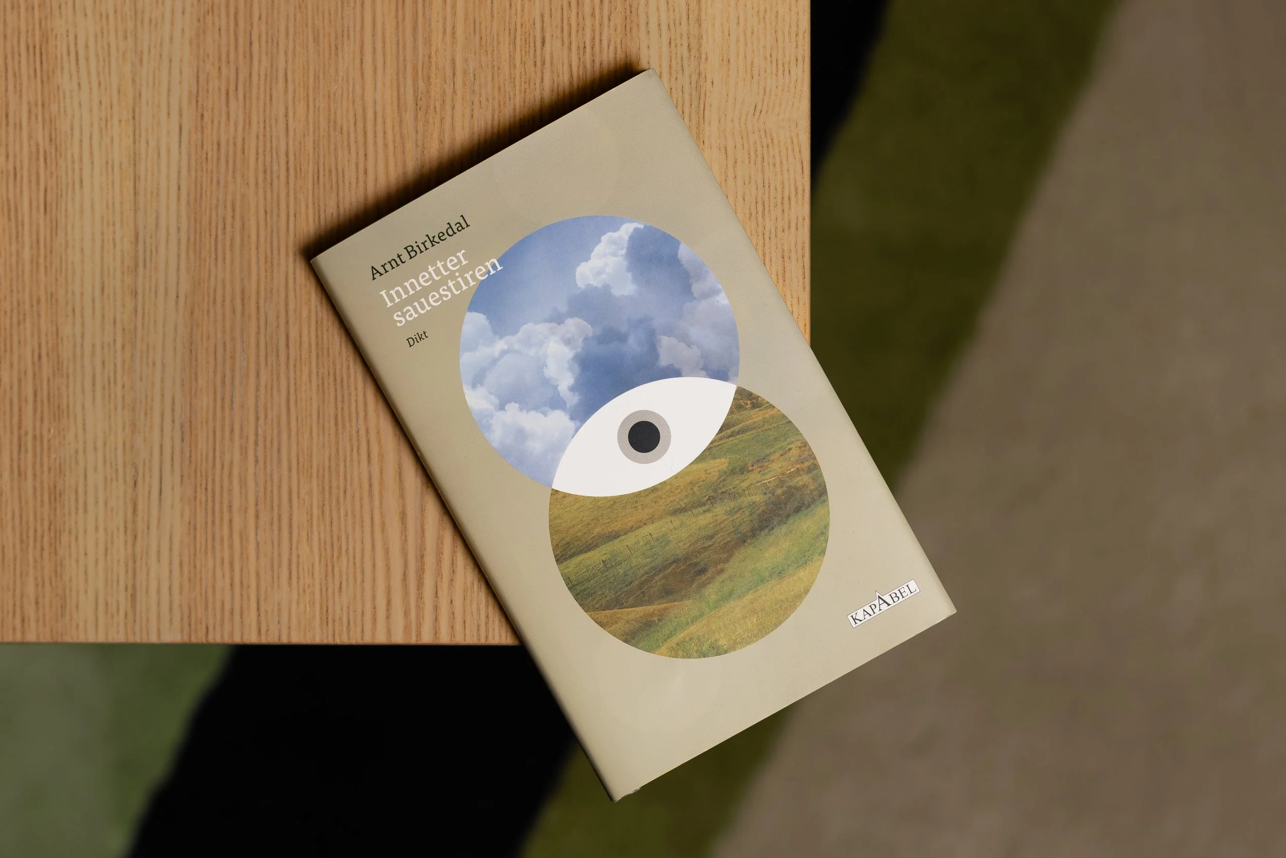 Omslagsdesign / Ombrekking