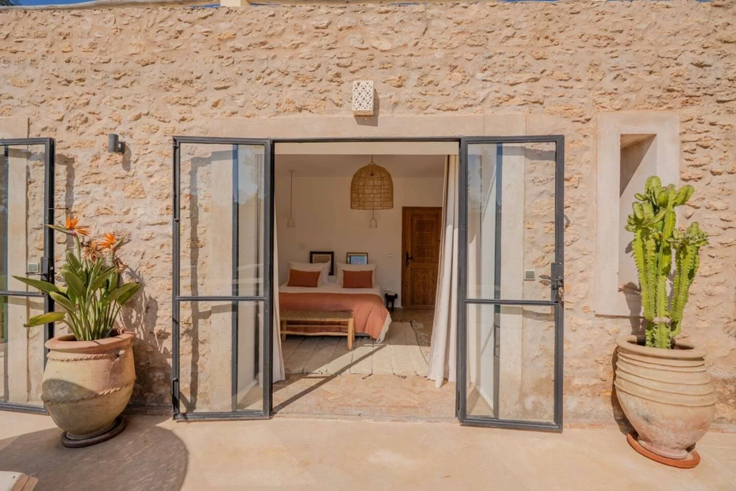 42bfa86f-8e66-4be4-9203-ae47bf24cfd9 2.jpeg