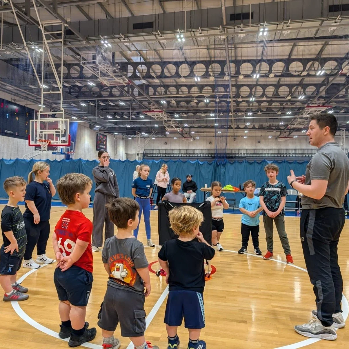We had a fab morning with the @dwarfsportsassociationuk North West members delivering a basketball taster session. 

Thanks to Katie and the DSA for having us in, and we hope to be able to work closer together in the coming months to develop more opp