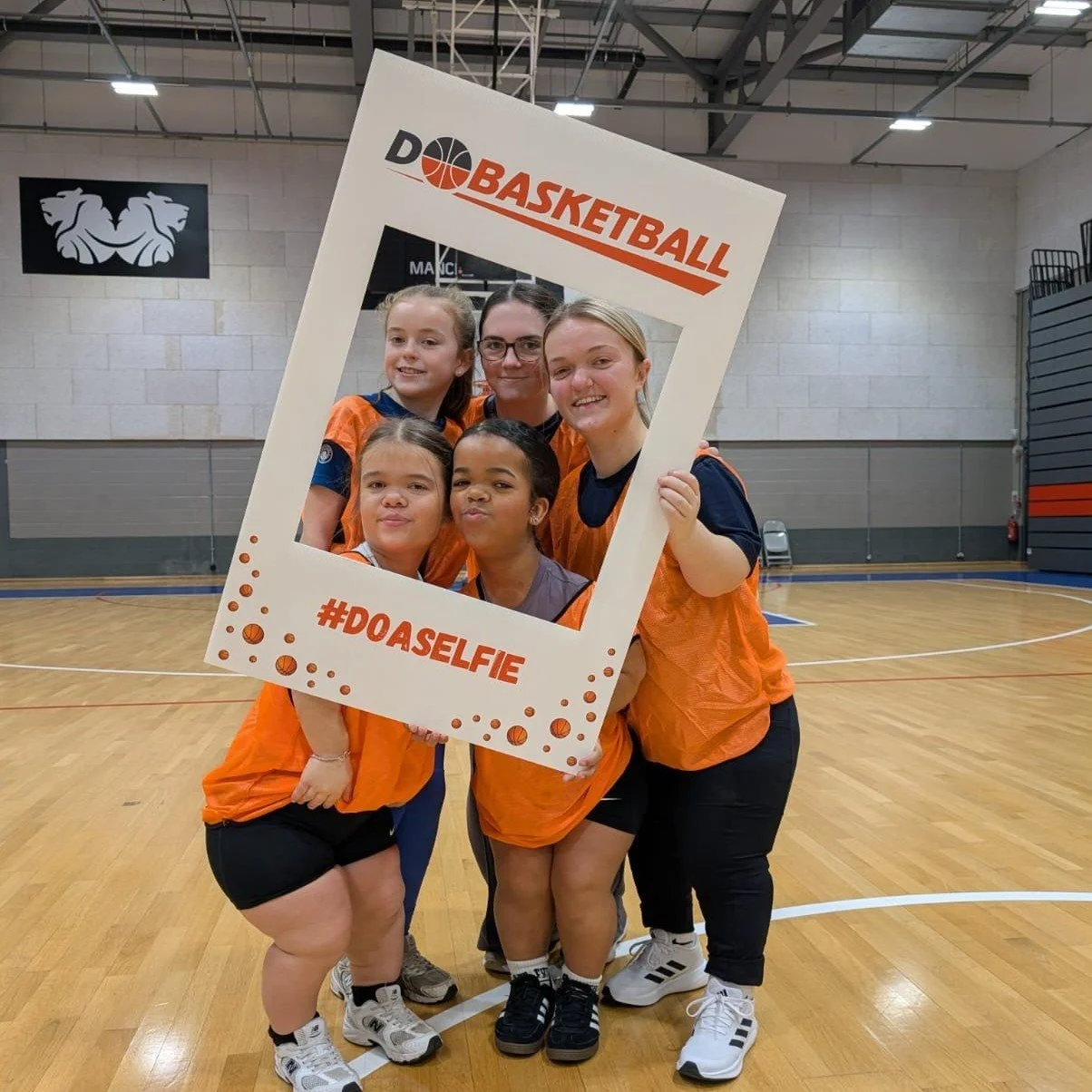 Good luck to all competing at the @dwarfsportsassociationuk National Games this weekend!

Hope to see some of these ladies taking part in the basketball! Including super coach @katierilettyoung