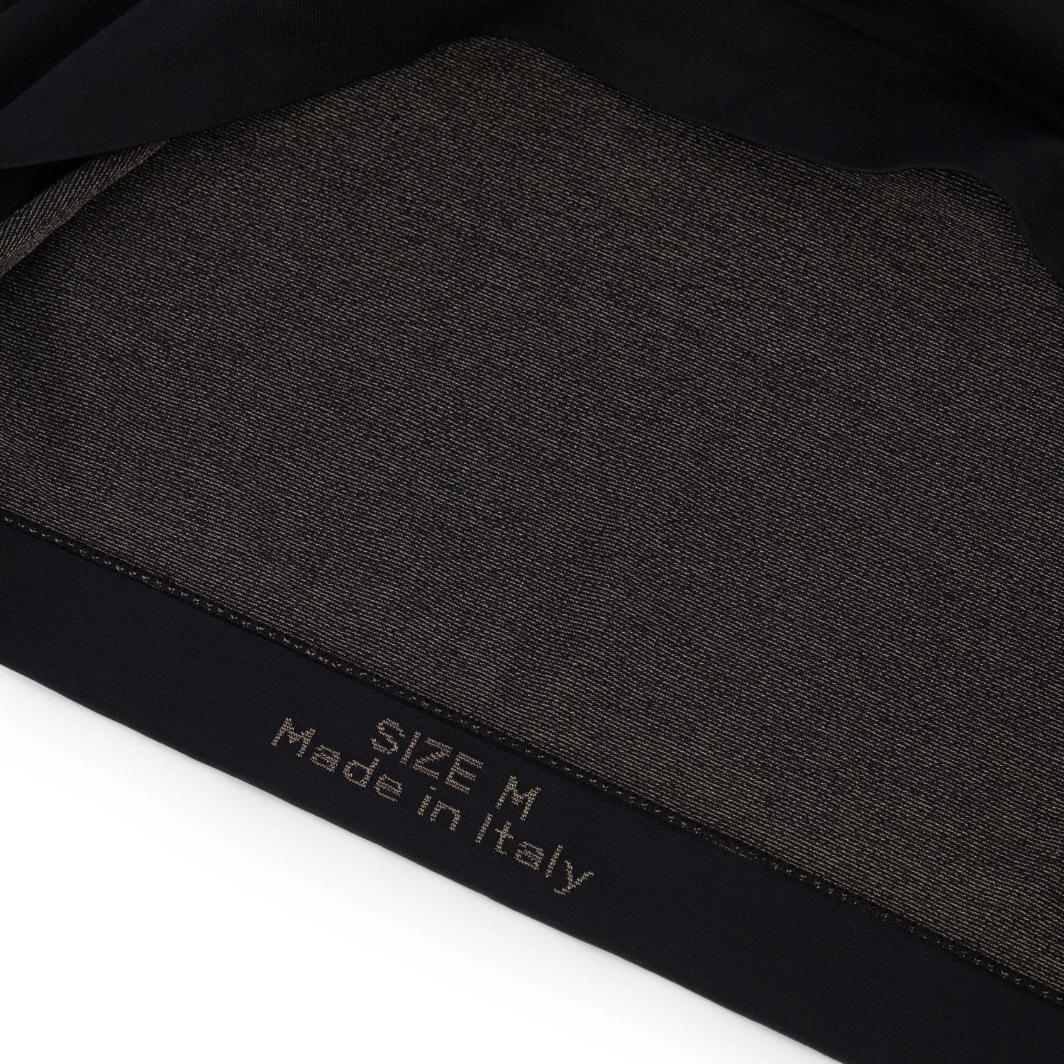 Skafit_Shirt with silver yarn long sleeve black_Detail.jpg