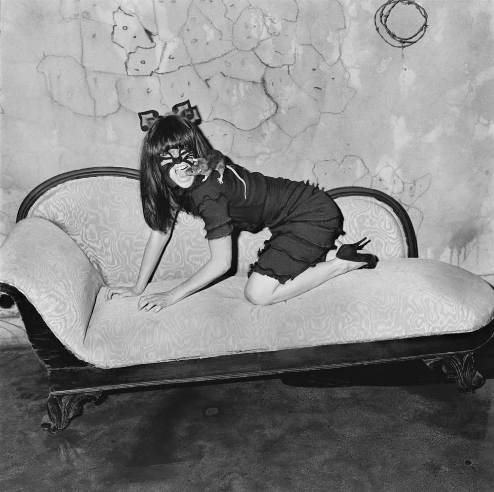 Selma Blair and Ratex, 2005.jpg