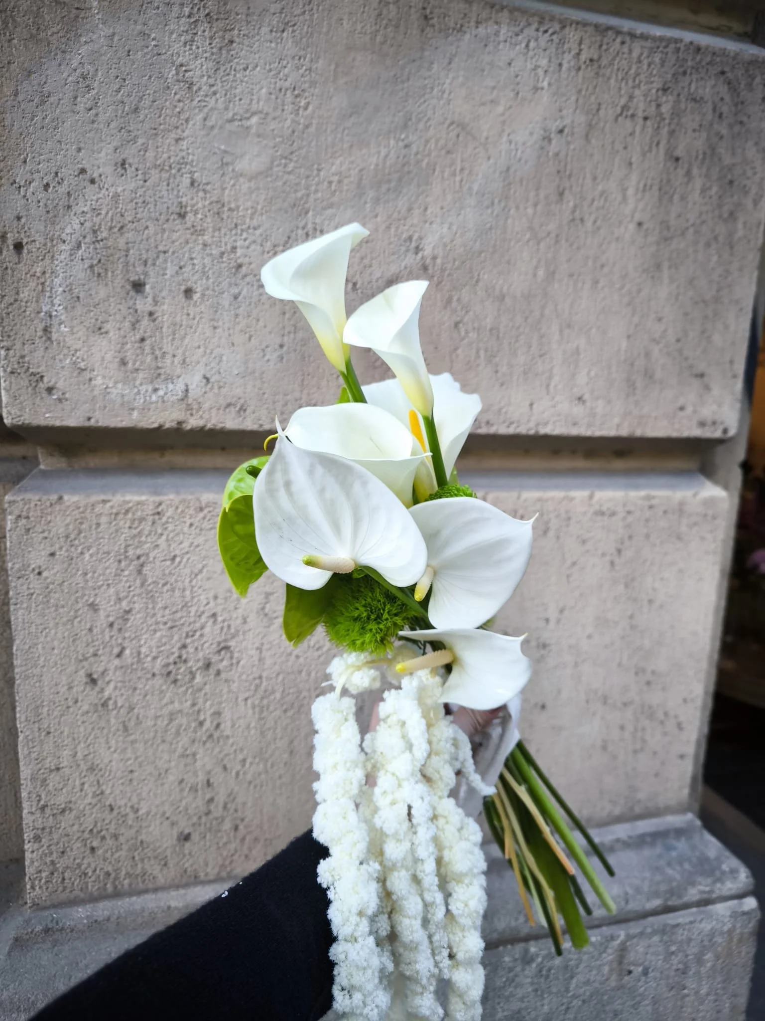Detall ram de nuvia cales i anthuriums.jpg