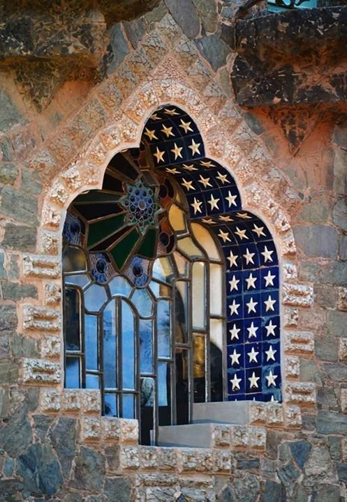 Torre Bellesguard Gaudí.jpg