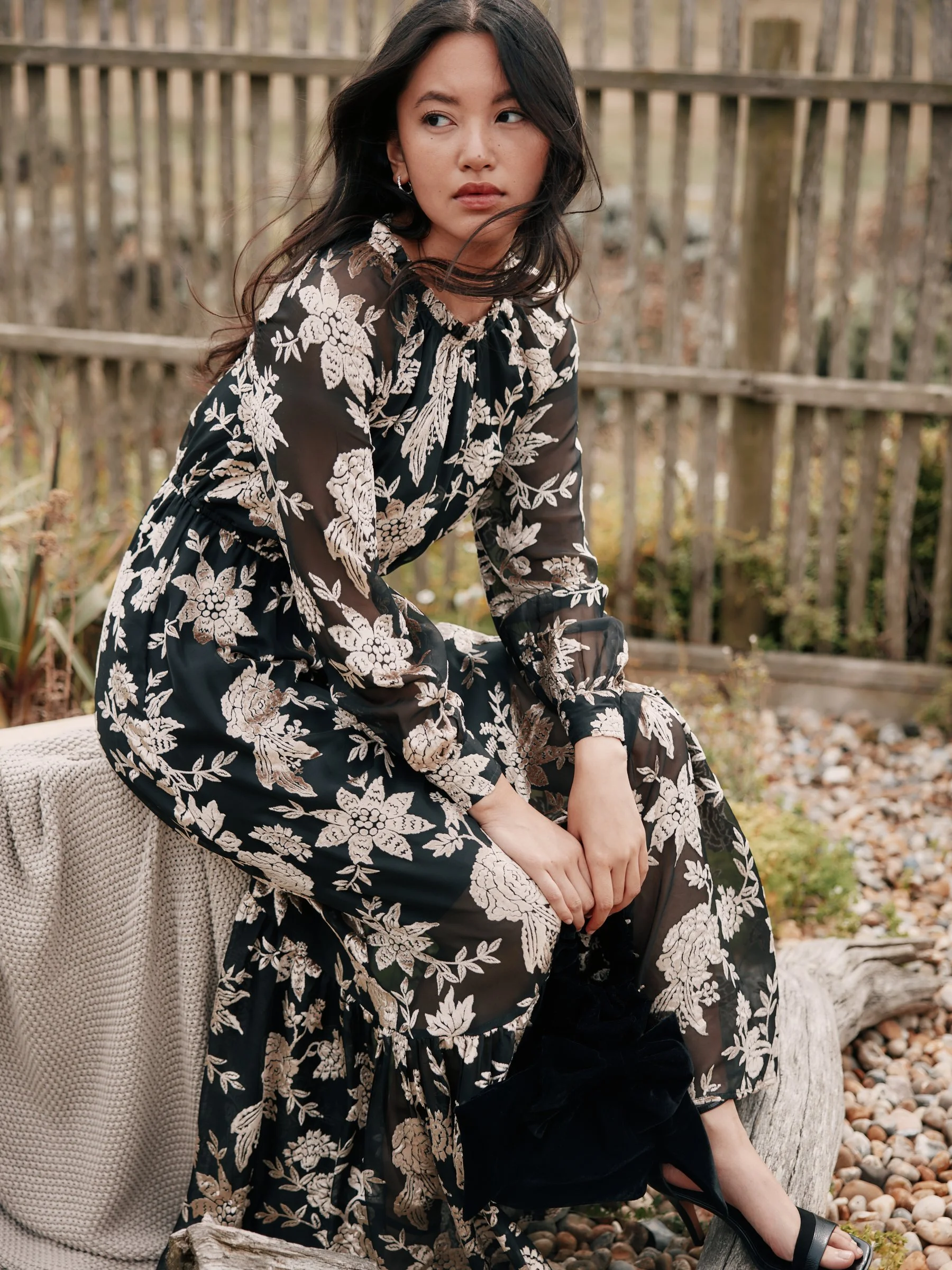 AZPR – Client, Laura Ashley, model, maxidress