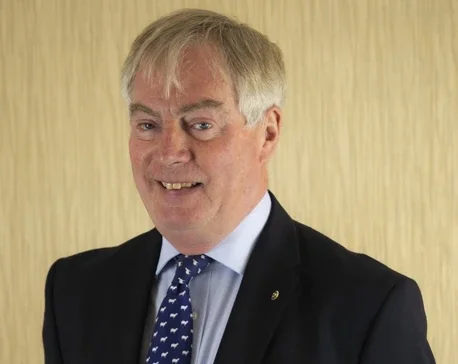 Rotary President Peter Thomas