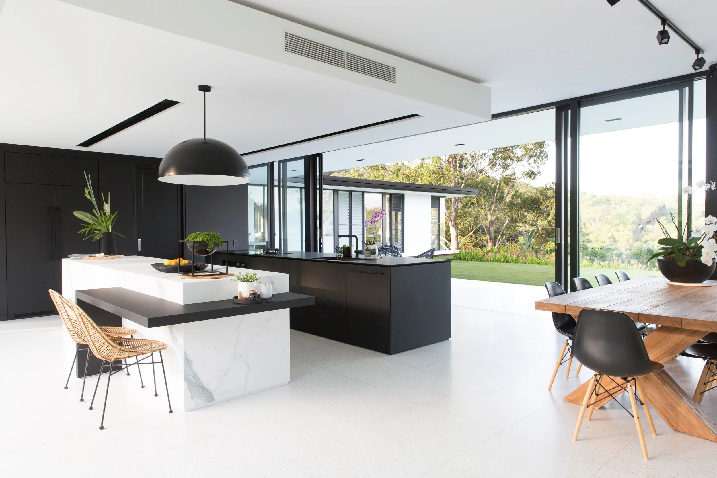doonan glass house kitchen side.jpg