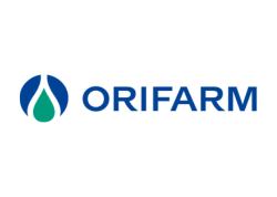 ORIFARM-Logo mit blauer Schrift und abstraktem grünen und blauen Symbol