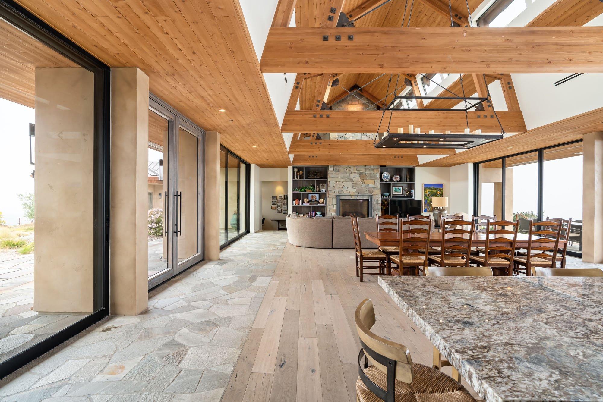 Sixmile Bridge Vineyard Retreat