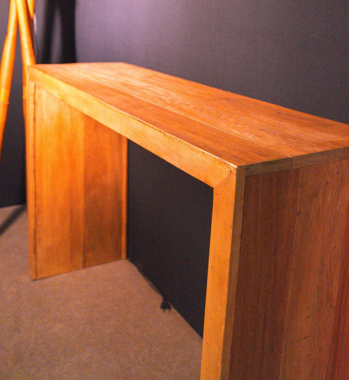 Aparador Alto de Demolição Claro