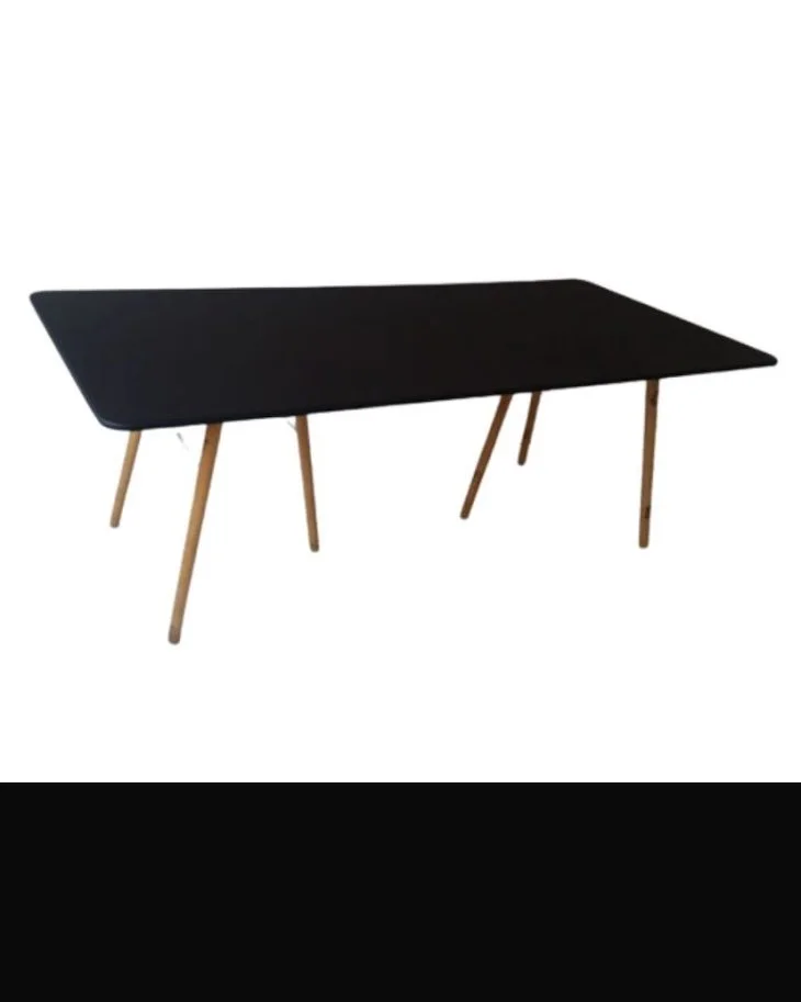 Mesa de reunião 10 lugares com tampo em MDF