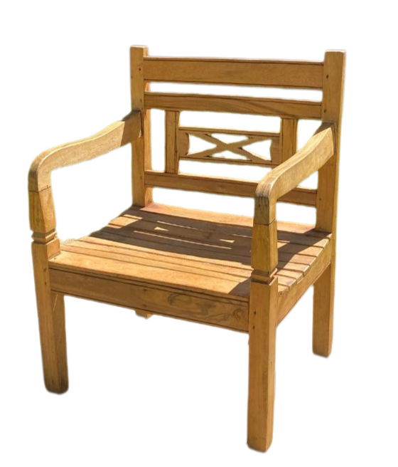 Poltrona de madeira de demolição (clara)