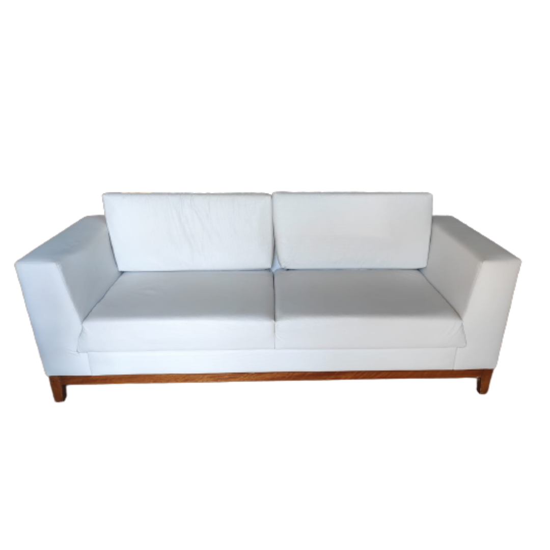 Sofá 3 lugares com pés em madeira (Cores Variadas)