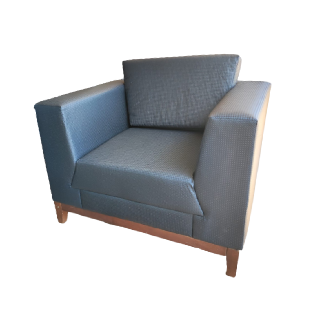 Poltrona com Braço Preta