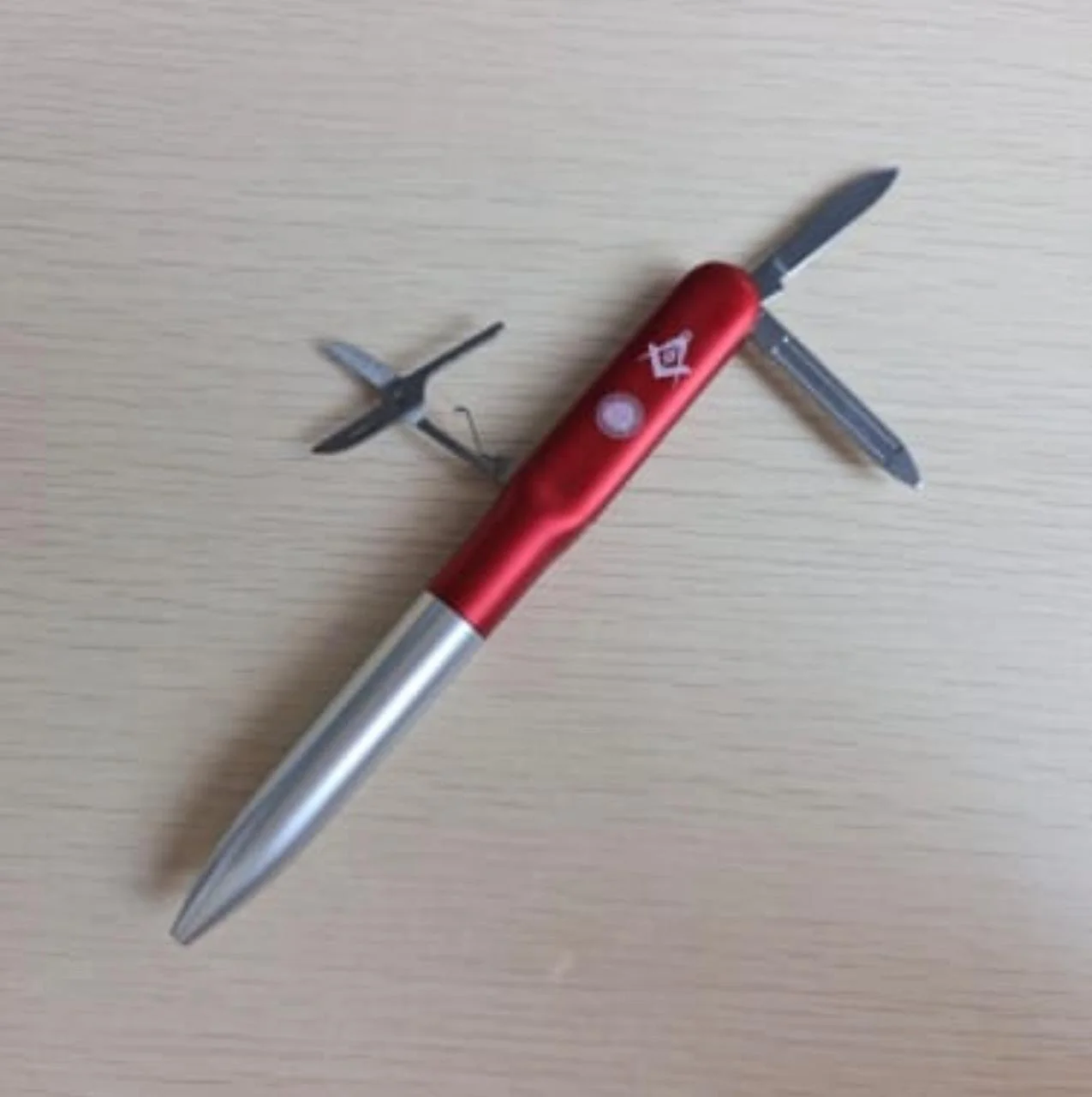 Bolígrafos masónicos con herramienta