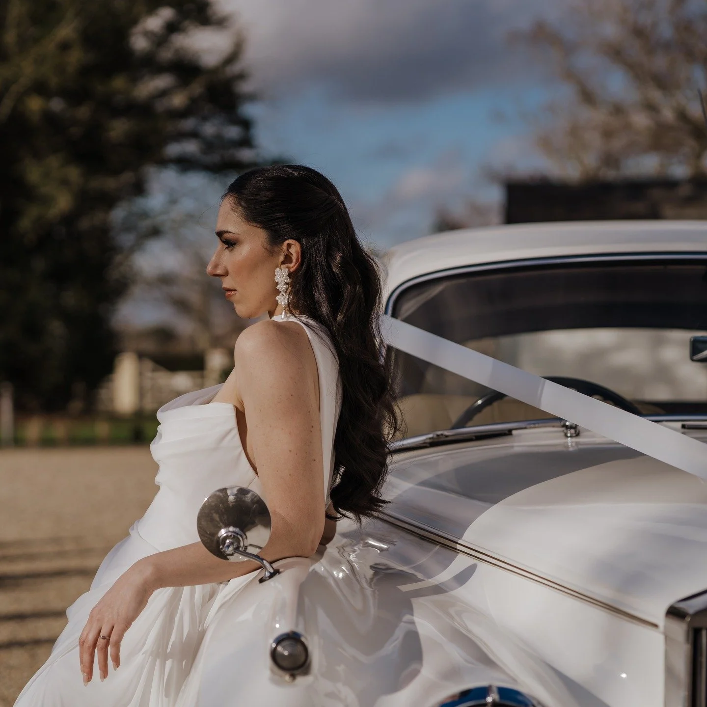 Im in love with the images from this shoot! Roll on the next one

Suppliers: 
SUPPLIERS: 

Venue // @Swynfordmanor
Models // @flaviaferretti__ and @shaunchapo1979
Hair // @bespokebridal_hairbynicola
Makeup // @beautiful_you_makeup_artist
Photographer