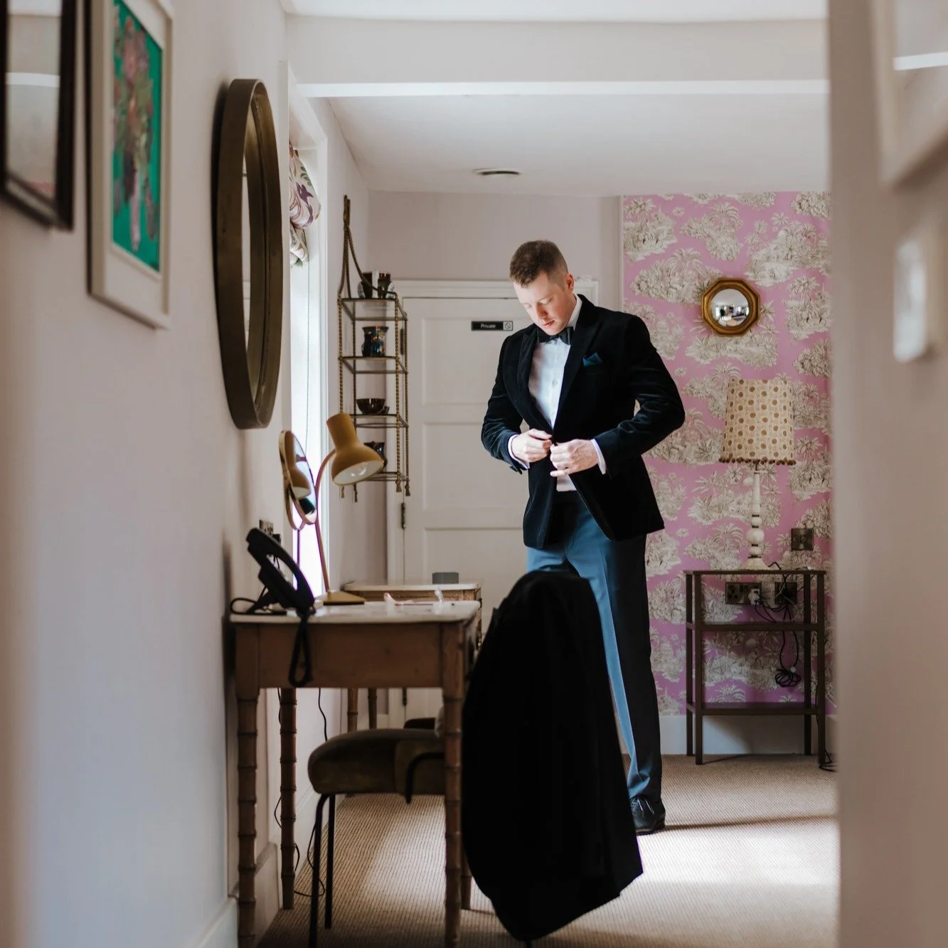 Sharp suit. Steady hands. Big day energy. 

The quiet moments before &ldquo;I do&rdquo; always hit different.

#GroomPrep #WeddingMorning #SuffolkWedding #ModernGroom #WeddingPhotographer #KonjoPhotoAndFilm

Shot whilst working for Abigail Mckenna Ph