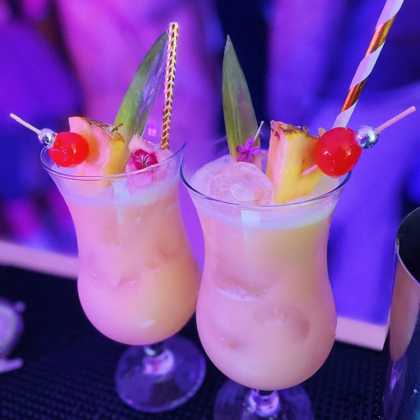 80s wacky cocktails but make it fancy 💅