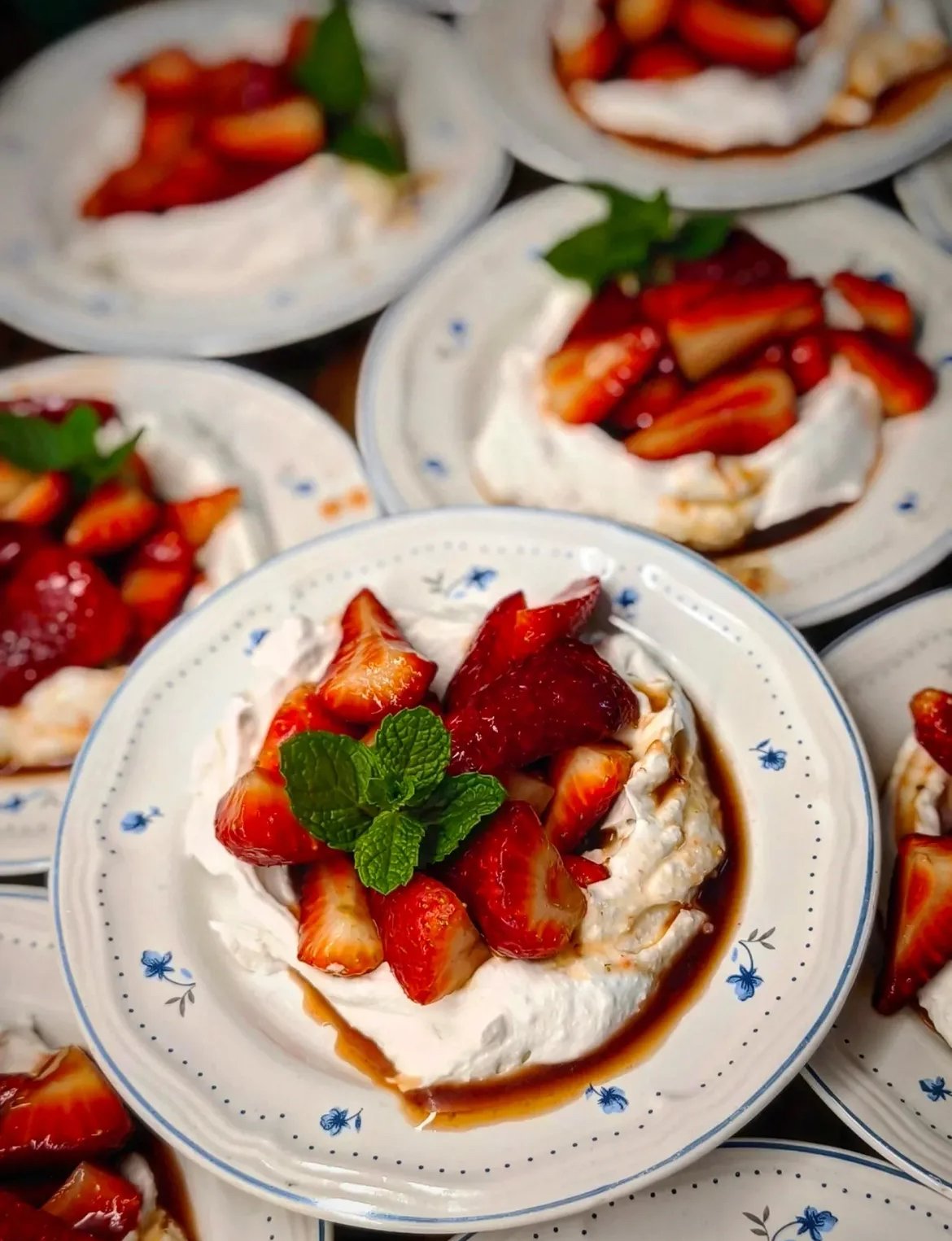Heidi-Lampen-coaching-somatic-therapist-portugal-retreat-wellness food.jpg