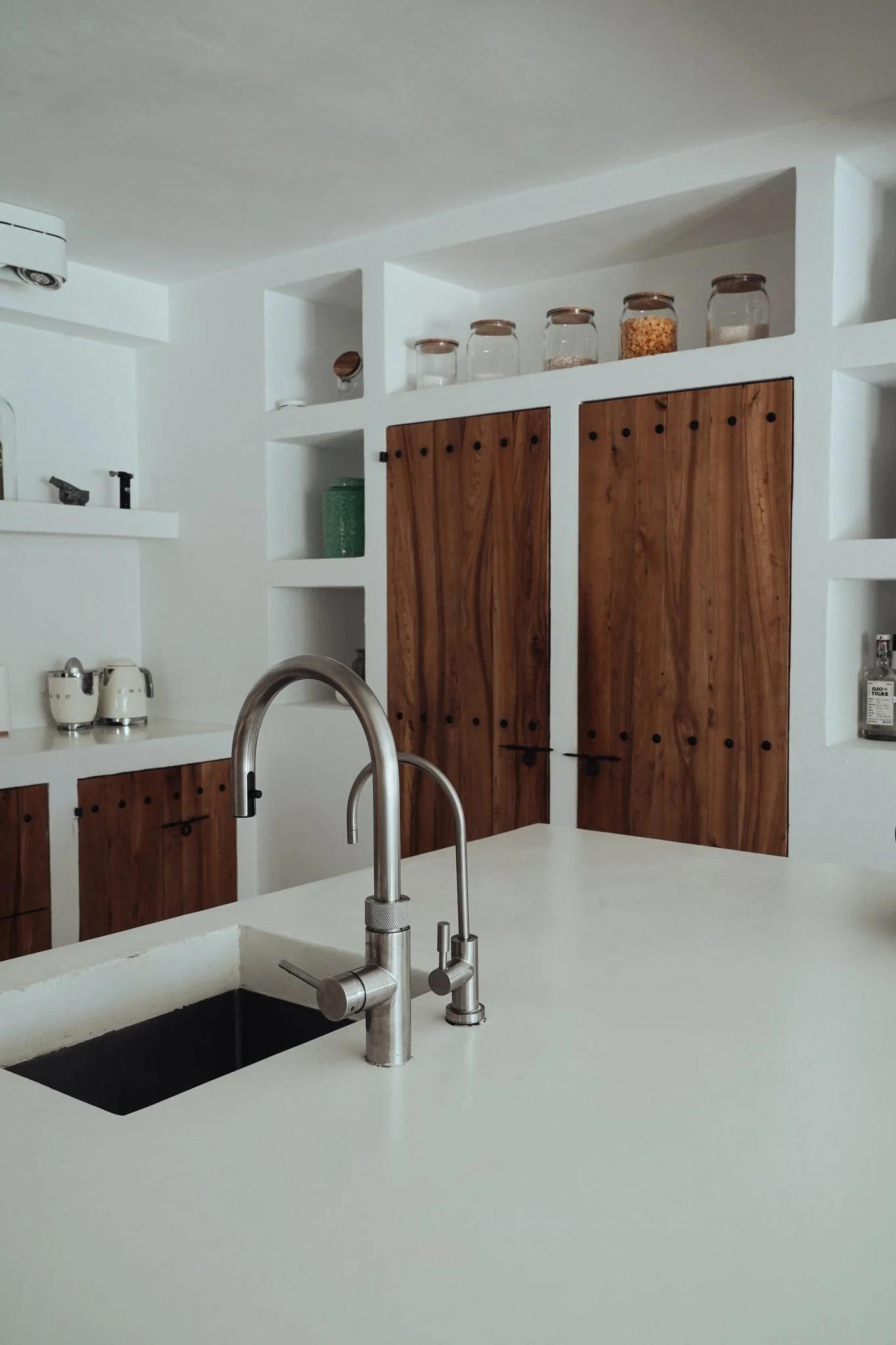 An image of the Cultural Center.