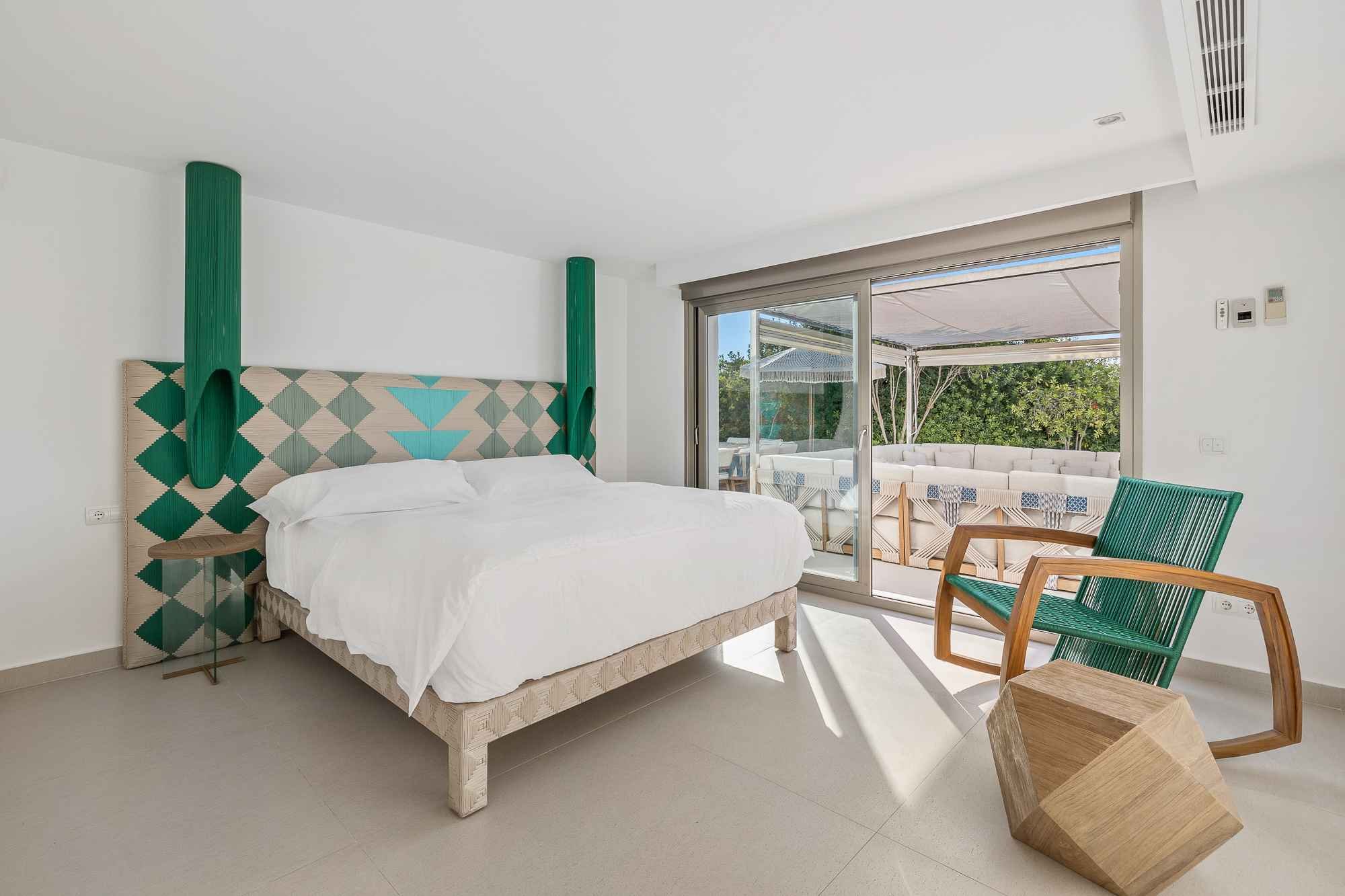 An image of the Cultural Center.