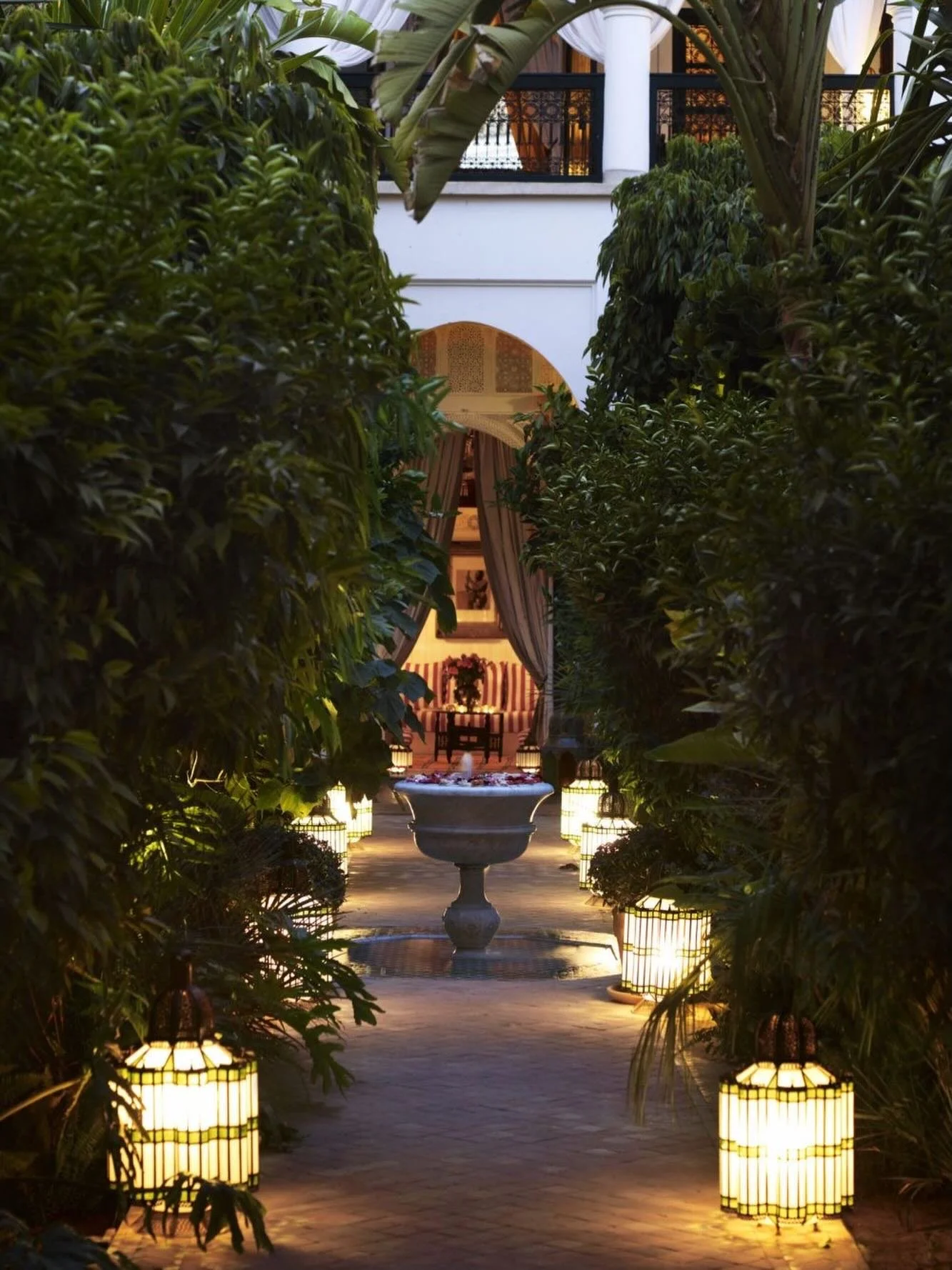 Stillness ✨ #hospitalitydesign
#hoteldesign
#hotelinteriors
#artisticdirection