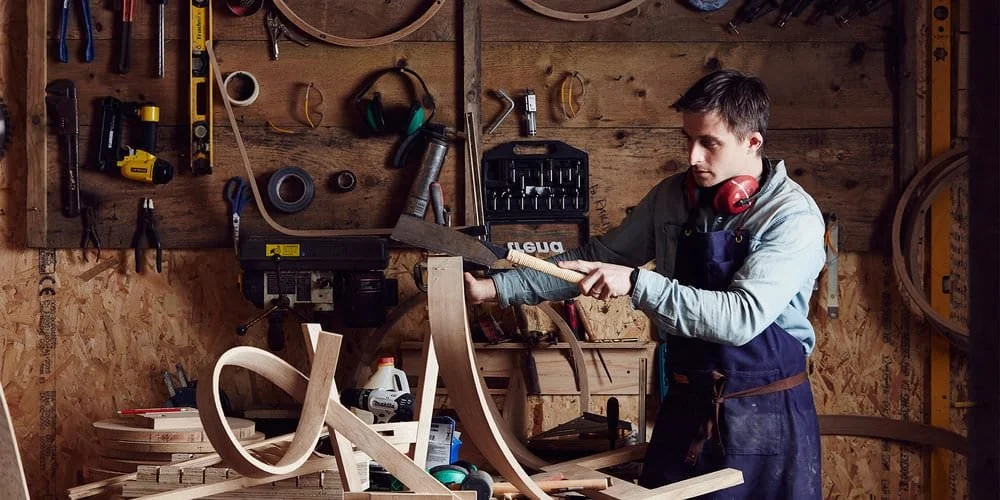Tom Raffield works up a head of steam (Crafts Magazine)