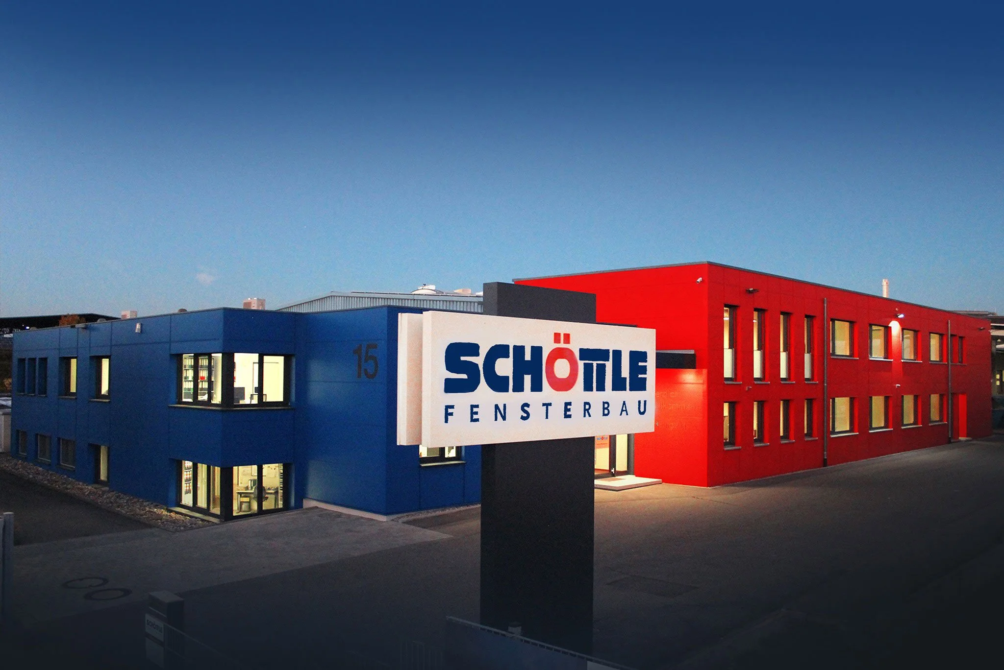 Firmengebäude Schöttle Fensterbau Singen Konstanz Bodensee