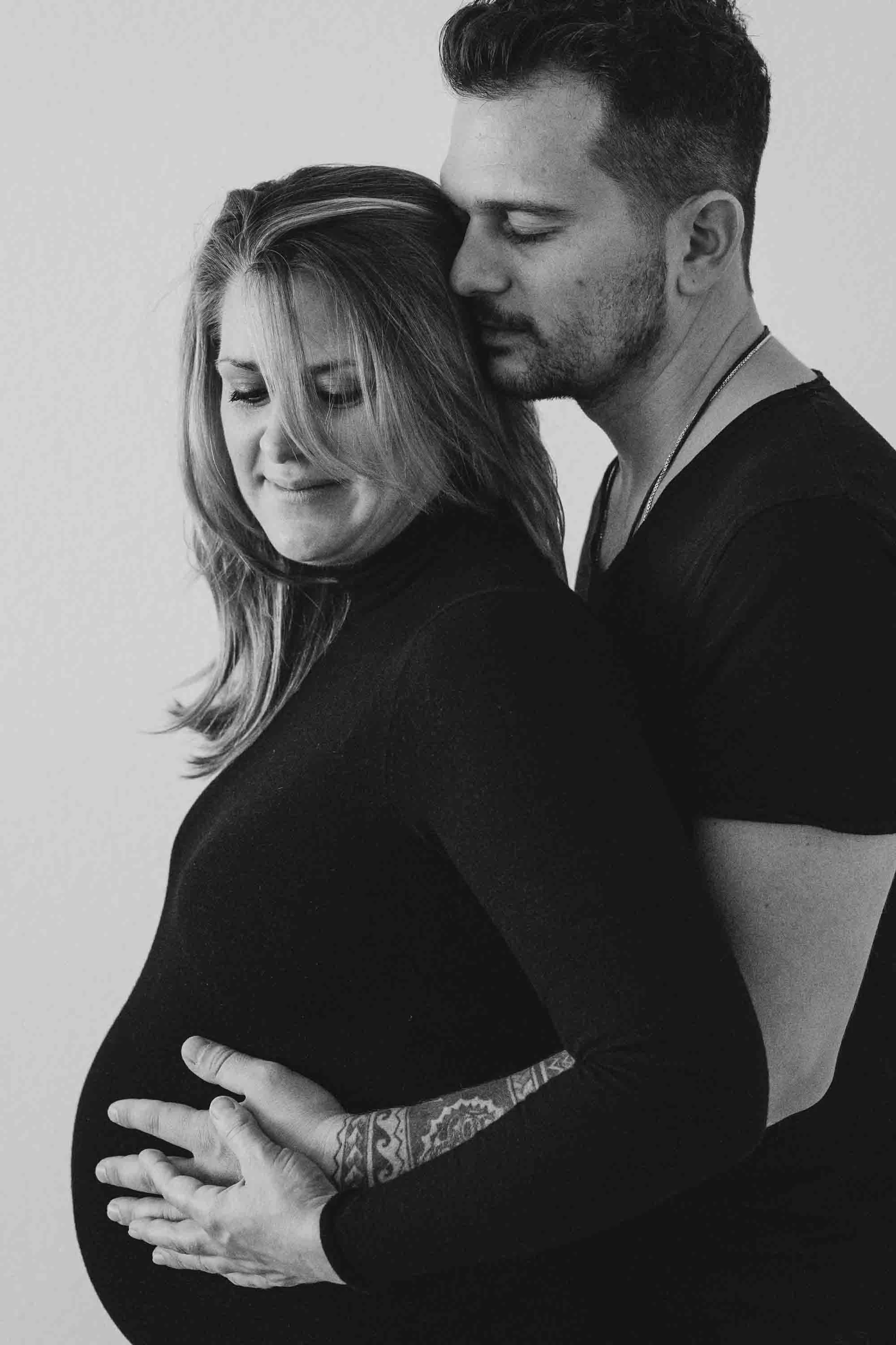 Babybauch-Shooting-Ideen-mit-Partner.jpg