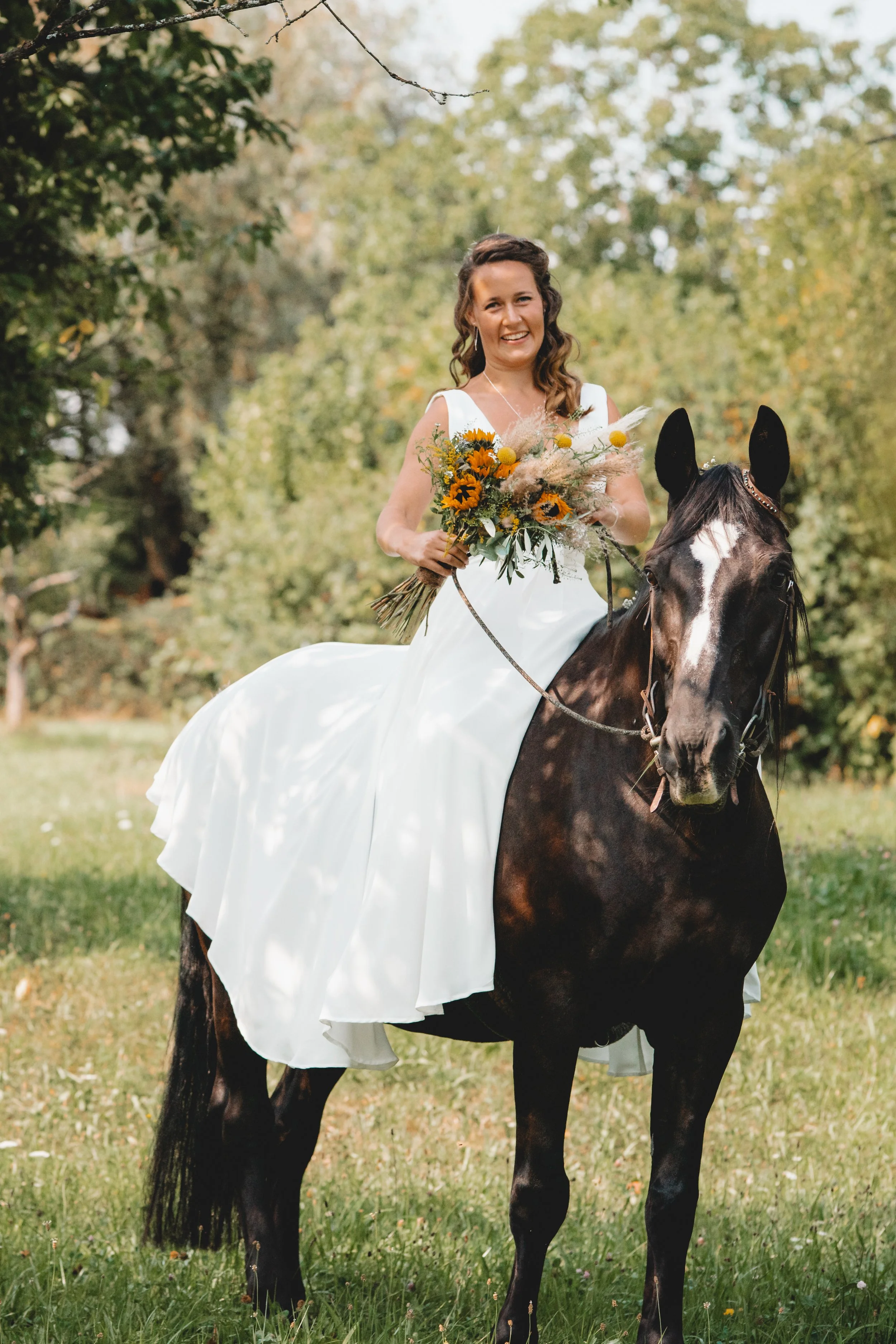 Hochzeitskleid.jpg