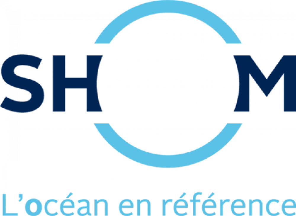 Shoreline logo with a circle and the text 'SHORE' and 'M' on either side, and the slogan 'L'océan en référence' at the bottom.