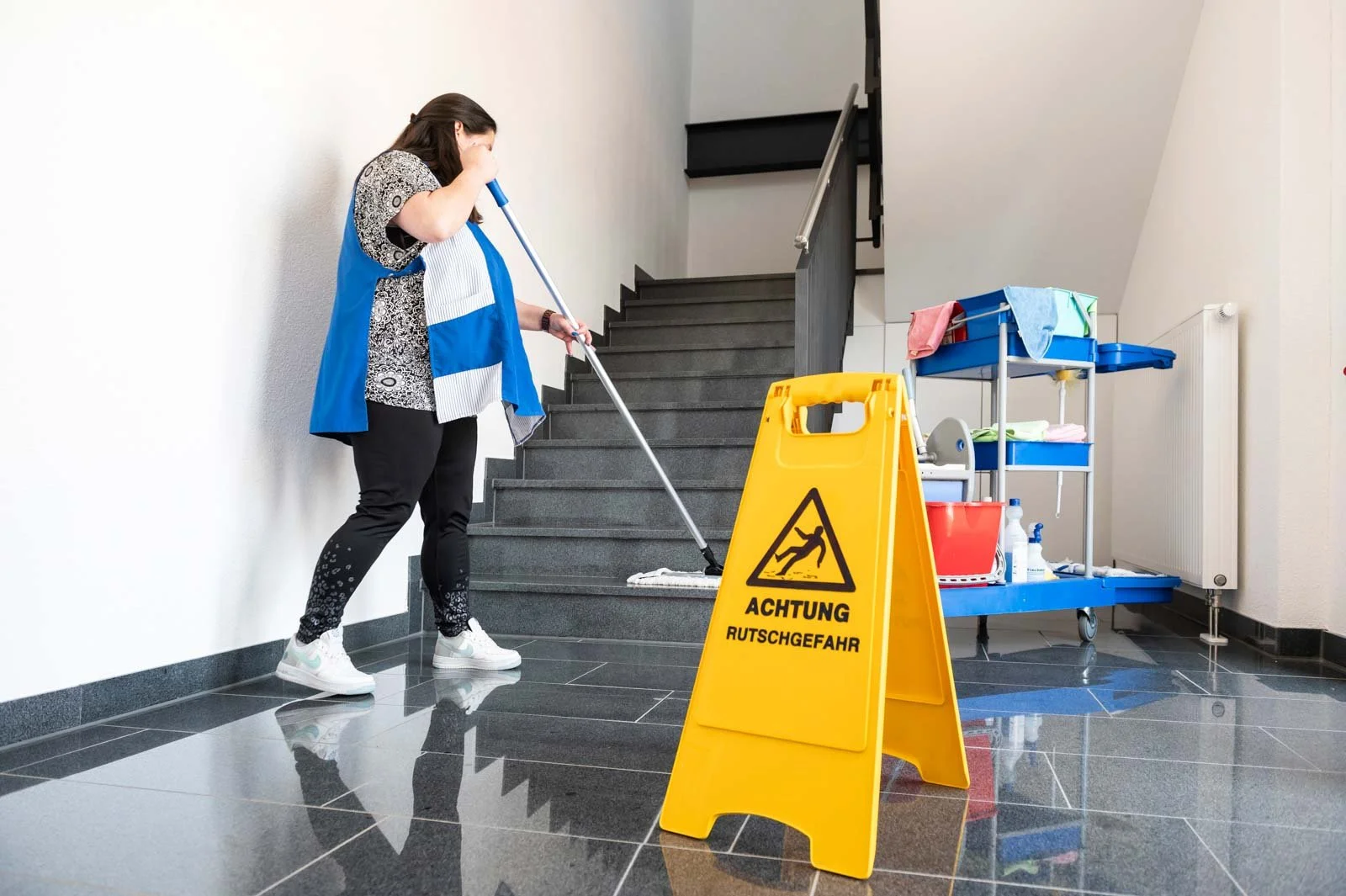 jre-treppenhausreinigung.jpeg