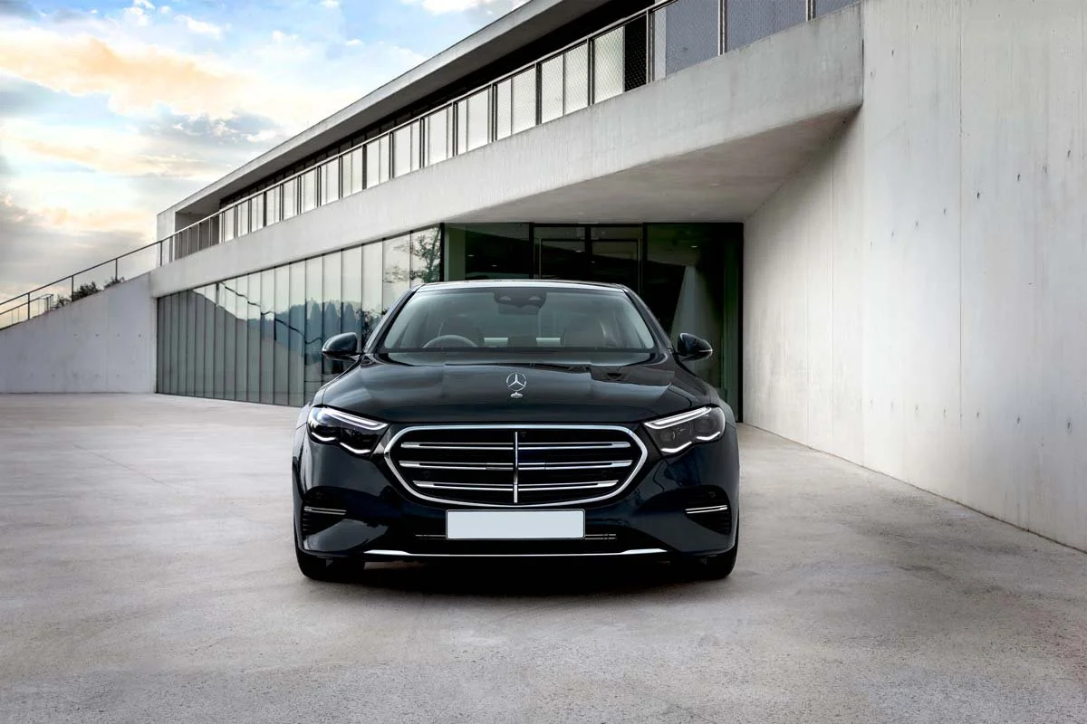 Mercedes-E-Class-4.jpg