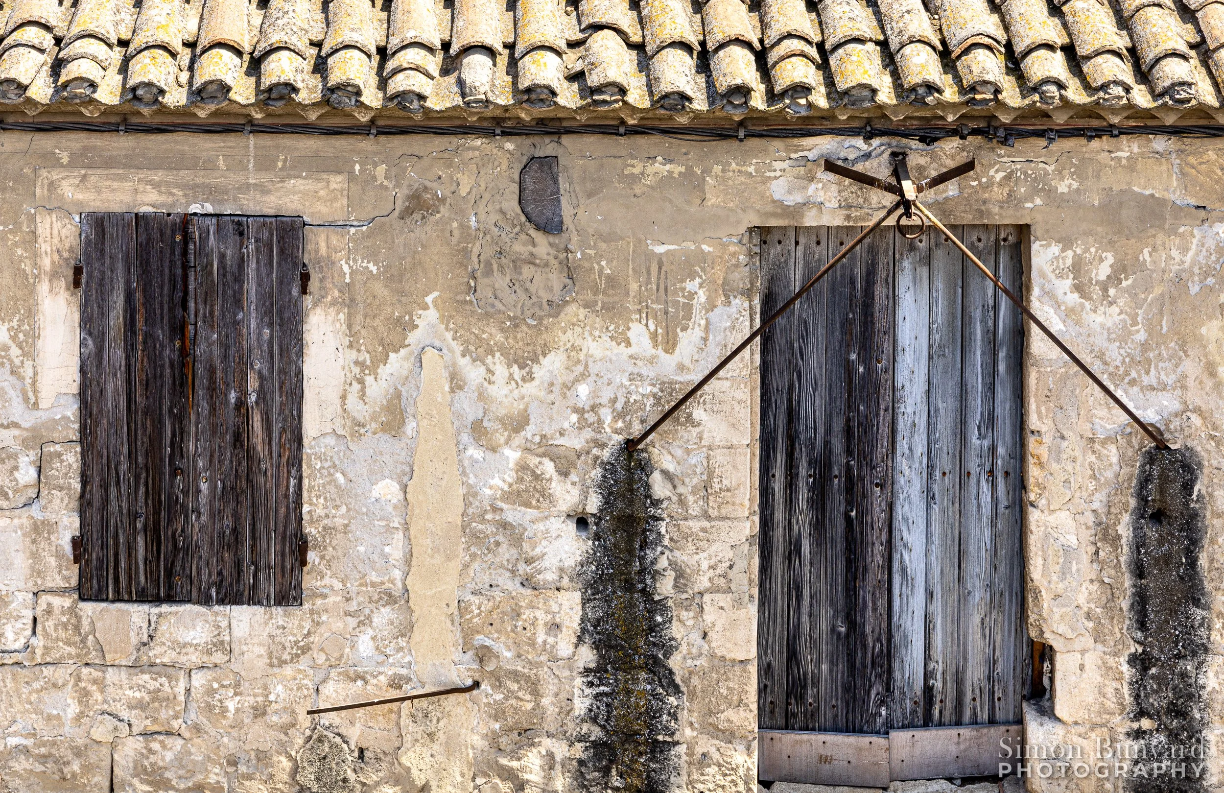 R31_5381MF_webWM_Old Building.jpg