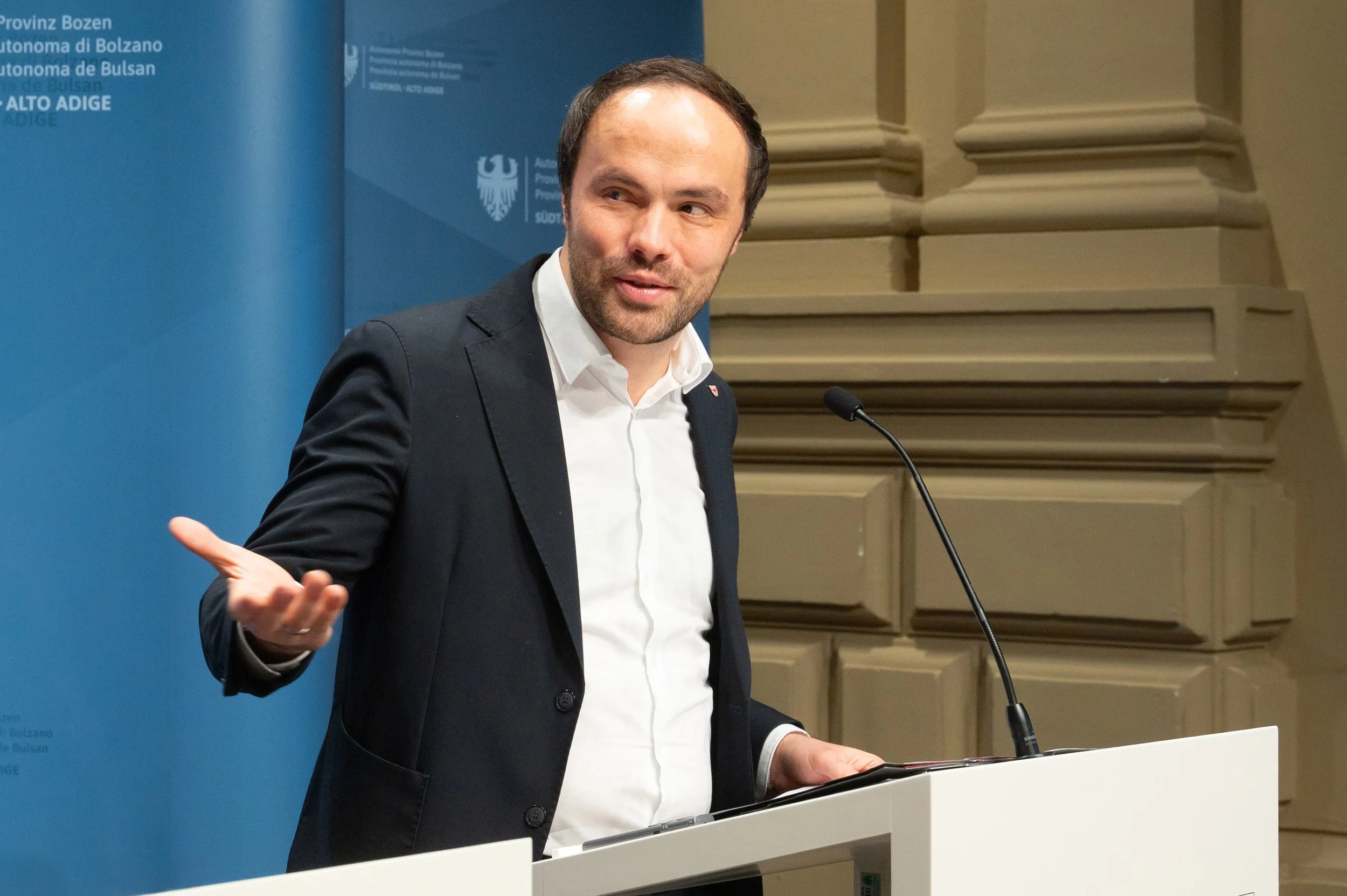 20251114_PK Achammer_Bildungsdialog_greta stuefer 5.jpg